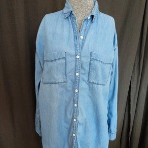 Old Navy | Classic Chambray Button-up